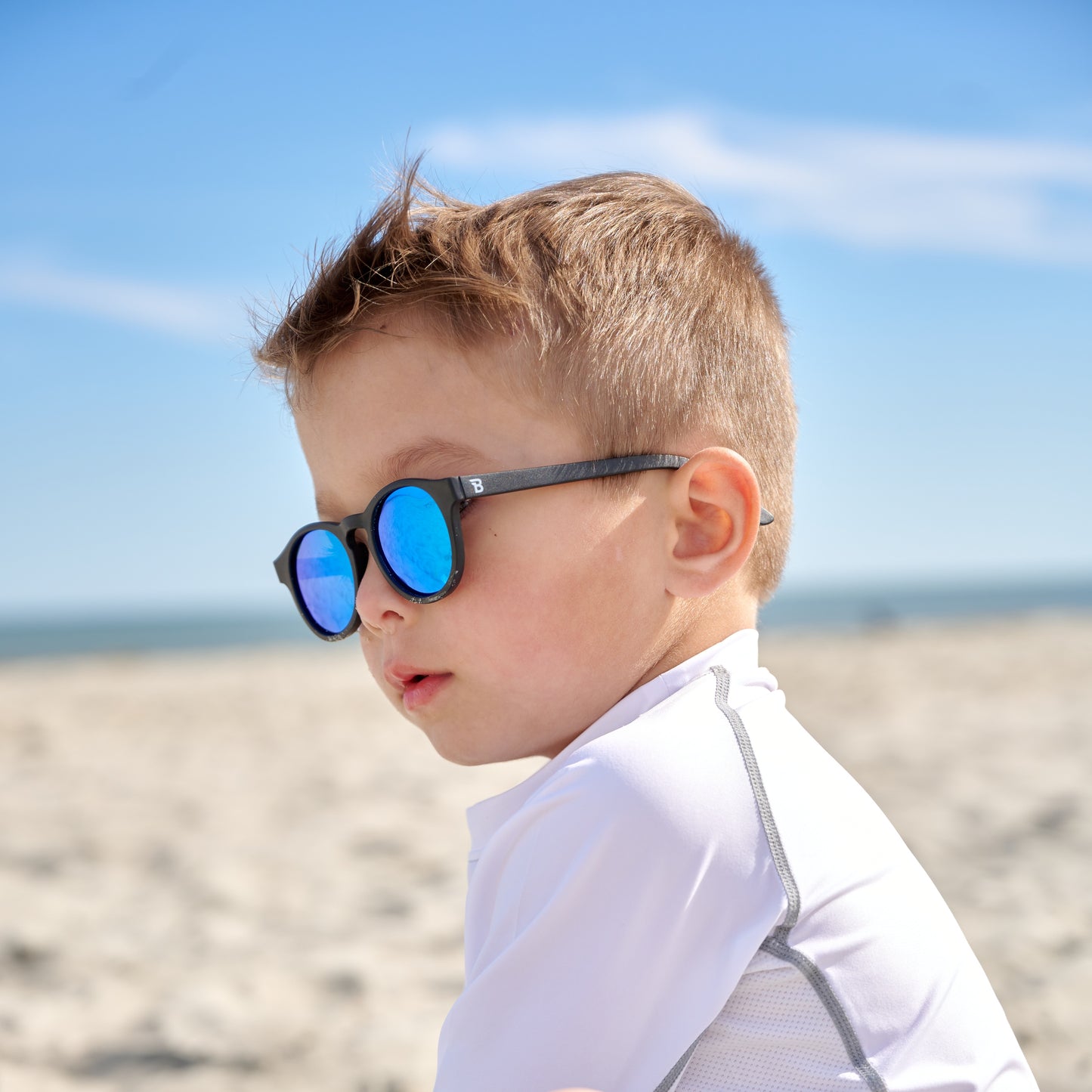 Polarized Keyhole Sunglasses | Jet Black - Babiators Canada