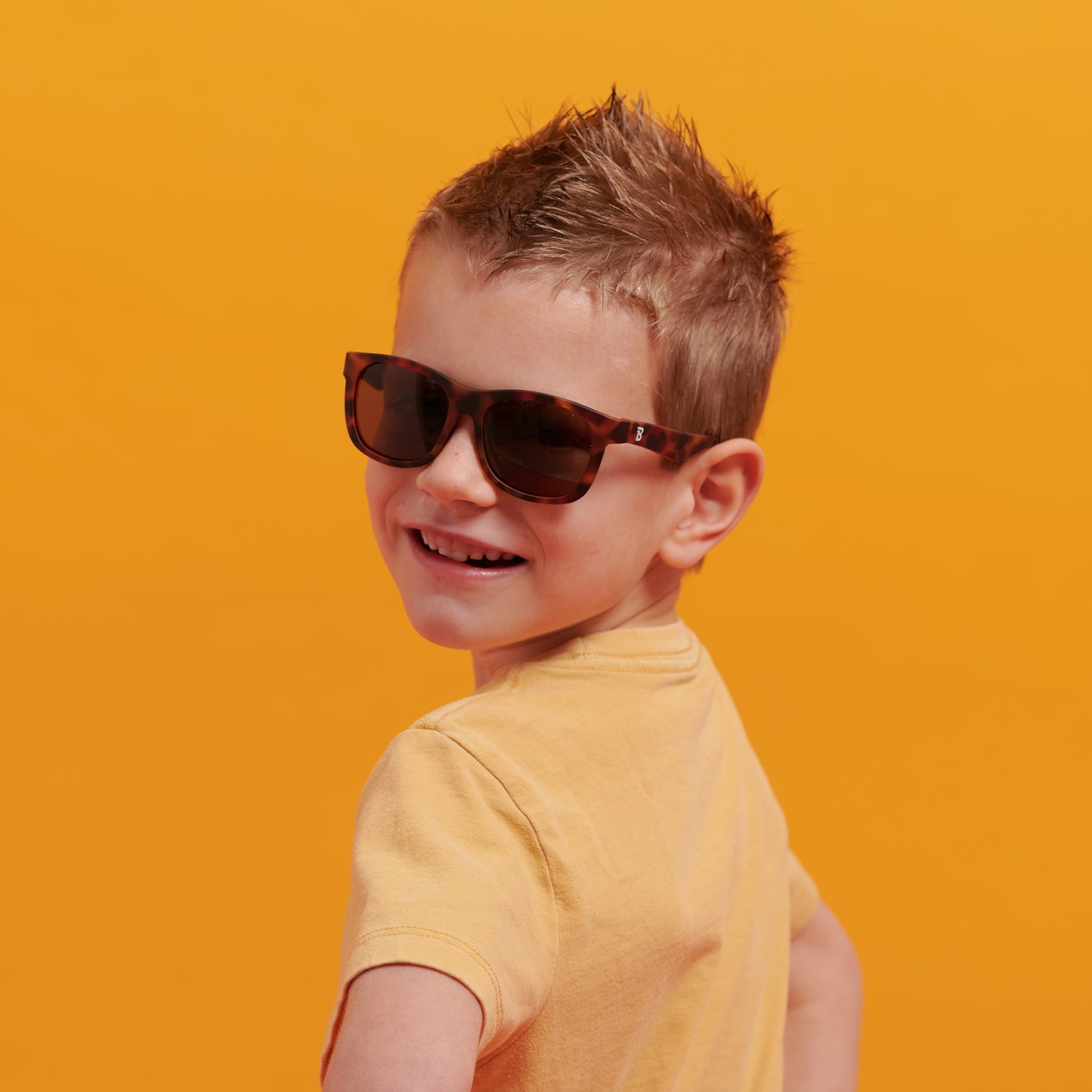 Non-Polarized Navigator Sunglasses | Totally Tortoise - Babiators Canada