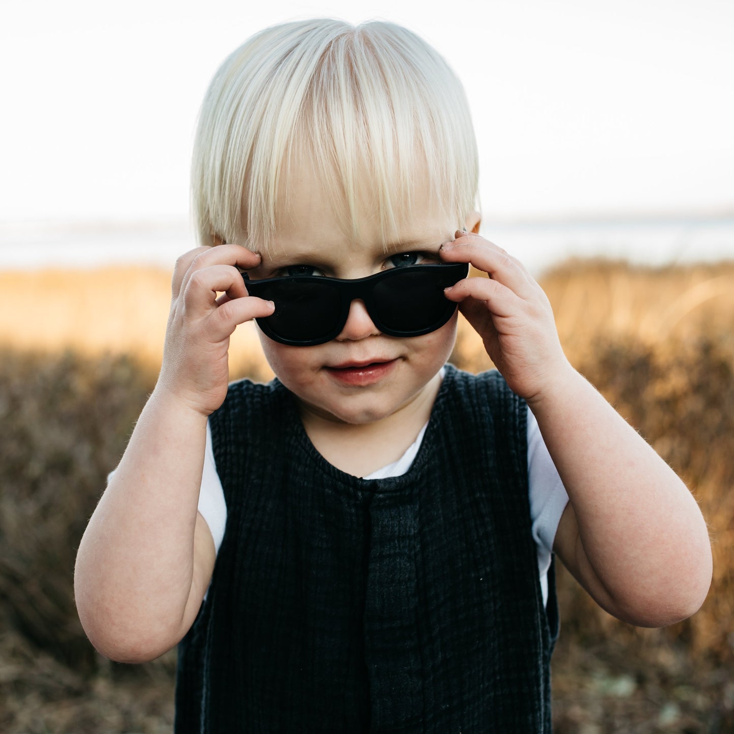 Non-Polarized Navigator Sunglasses | Black Ops - Babiators Canada