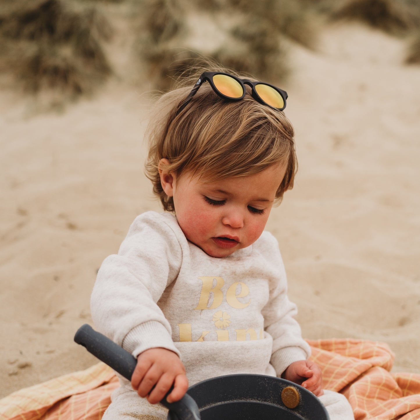 Non-Polarized Keyhole Sunglasses | "The Rockstar" - Babiators Canada