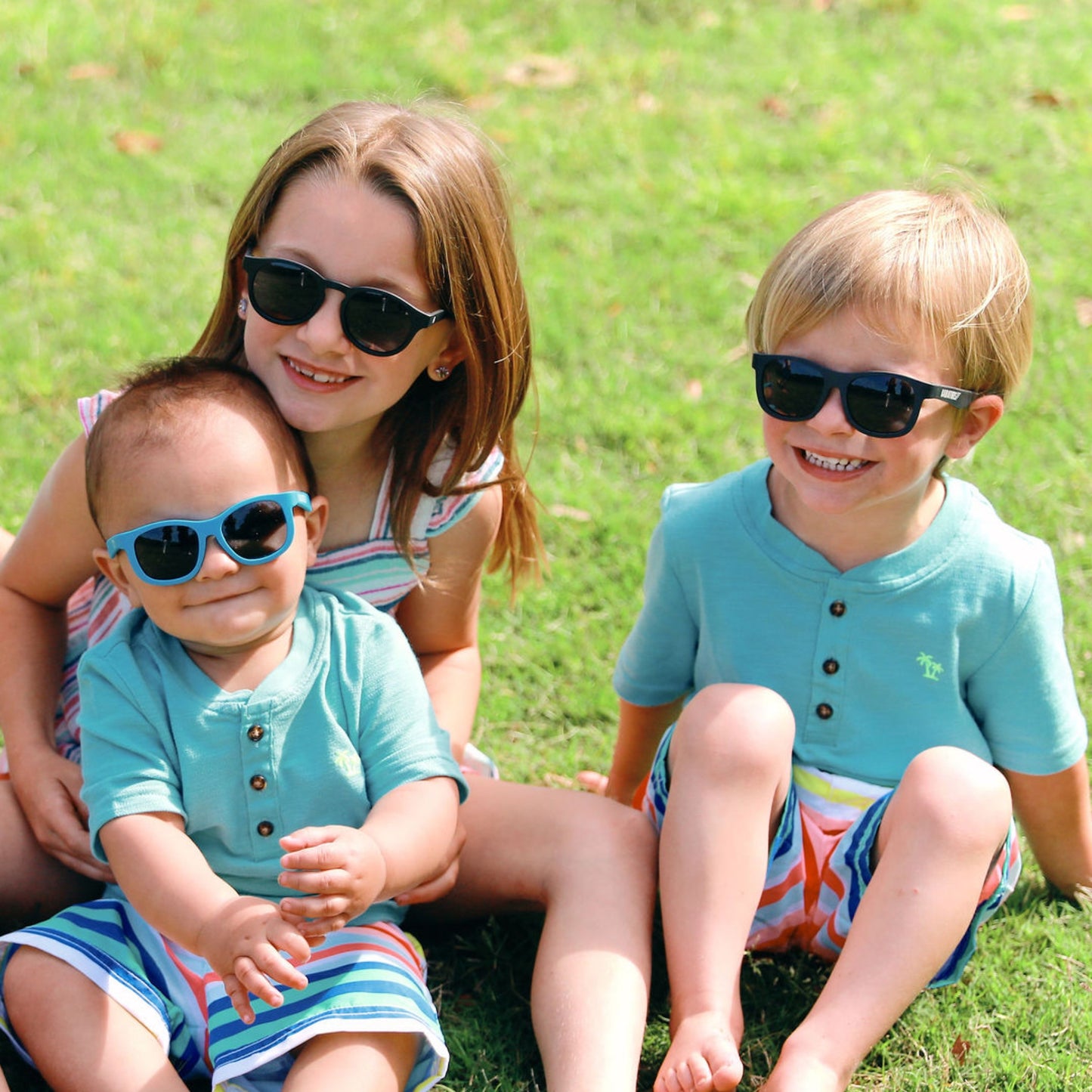 Non-Polarized Keyhole Sunglasses | Jet Black - Babiators Canada