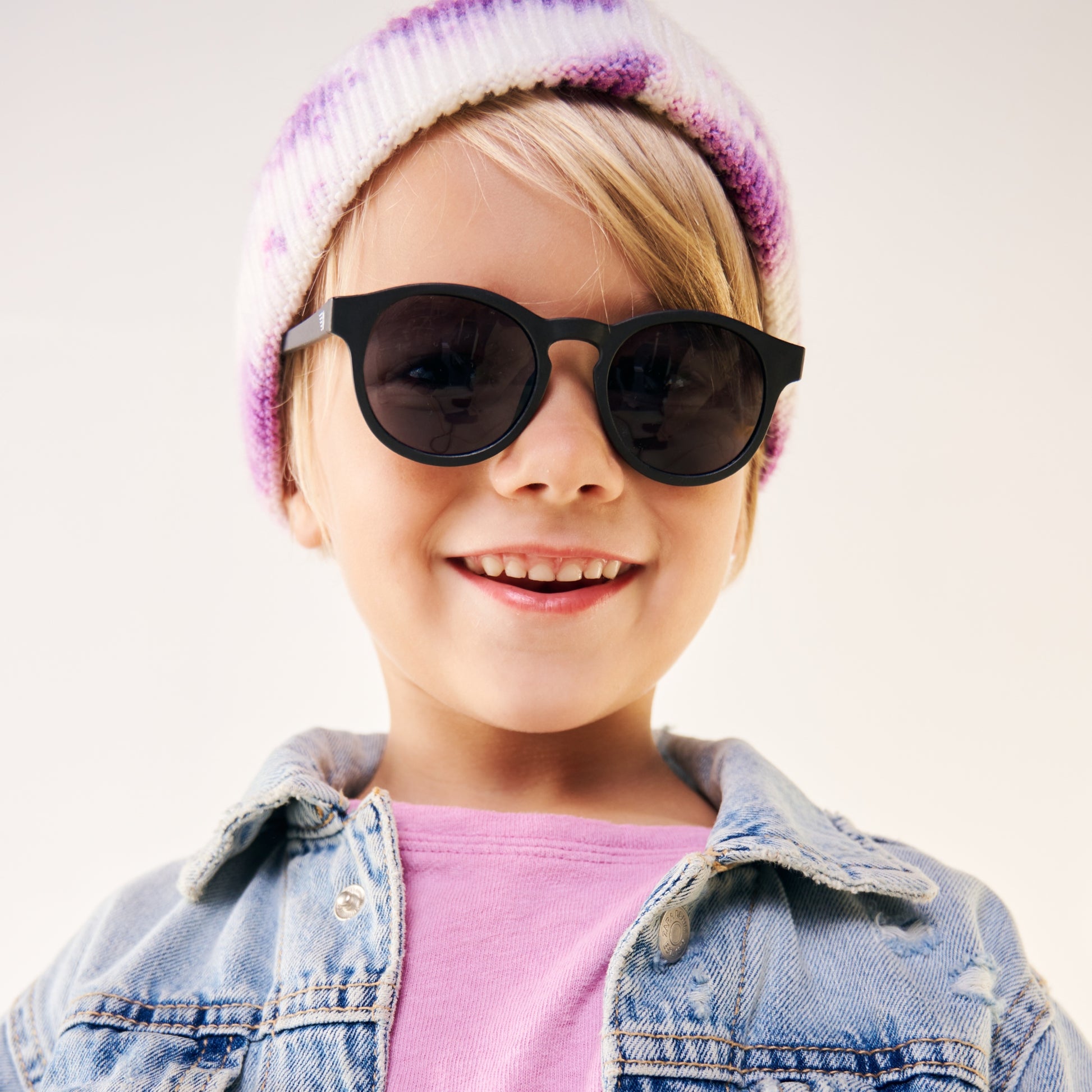 Polarized Keyhole Sunglasses | Jet Black Smoke Lenses - Babiators Canada