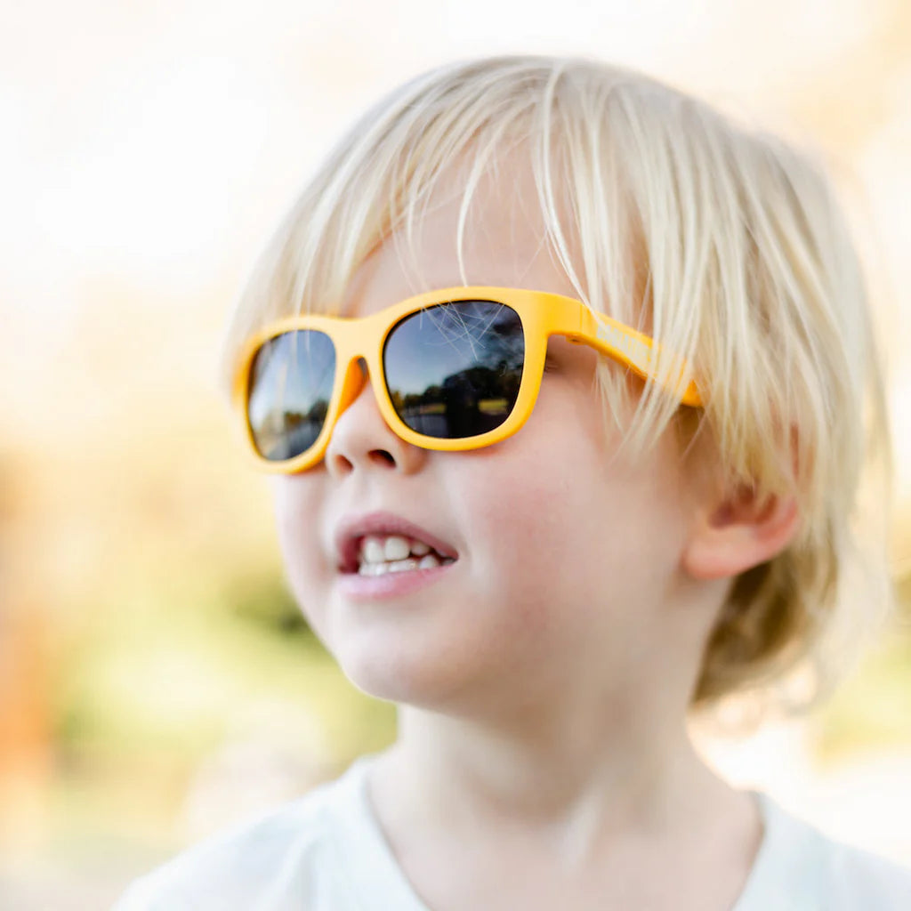 Non-Polarized Navigator Sunglasses | Mango Tango - Babiators Canada